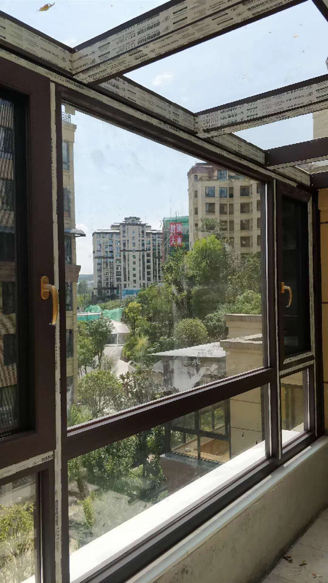 首开紫郡一期，90断桥纱窗一体+100*100方管阳光房